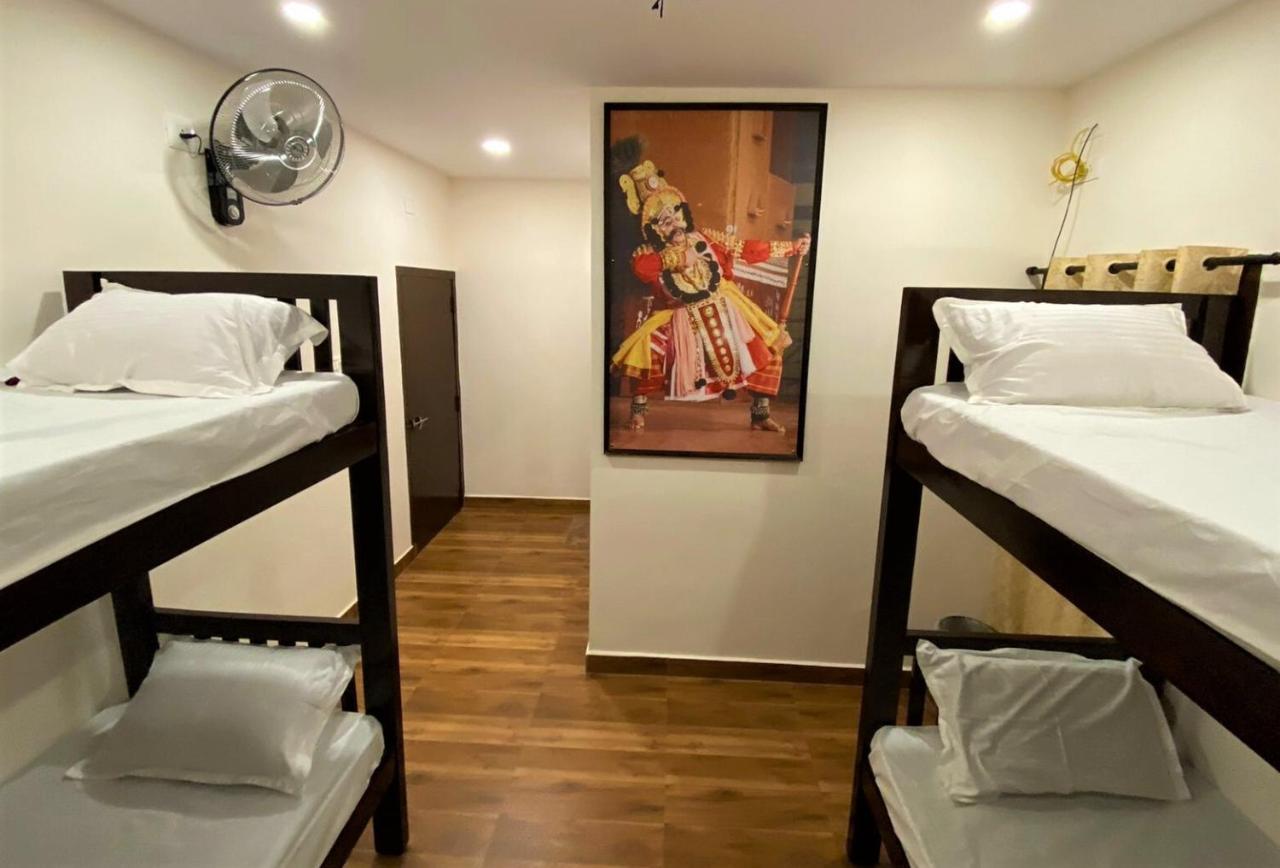Udupi Inn Extérieur photo